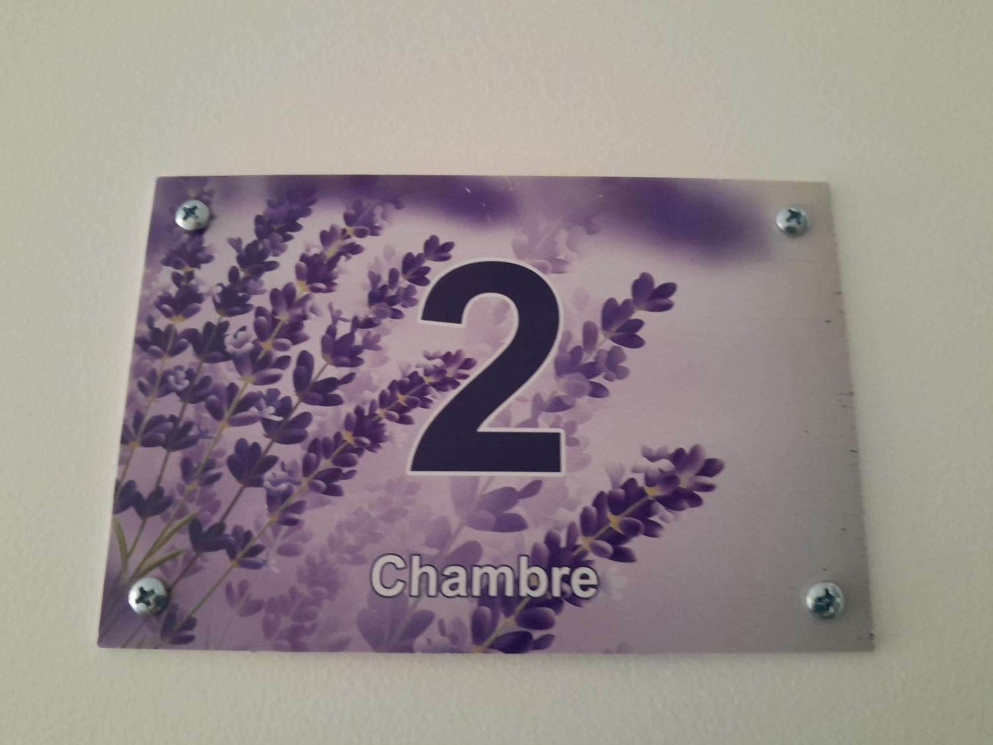 Chambres D Hotes Au P'Tit Bonheur Campagnard Jarnosse Zimmer foto